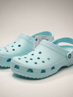 Mens Light Blue Crocs - Comfortable Slip-On Shoes New With Tags Size 13